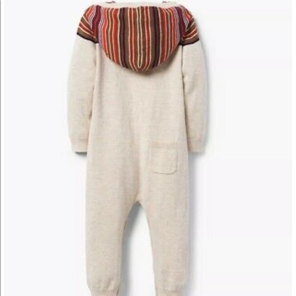 Hooded 1-Piece - Picture 2 of 3